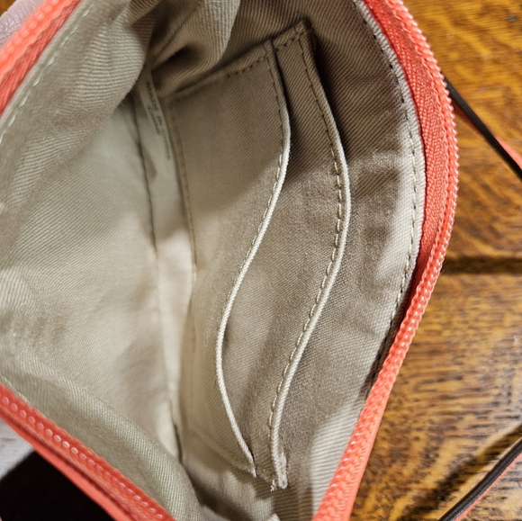 Coach Legacy Leather Motif Small Top Zip Wristlet With Hangtag Watermelon - Picture 7 of 11